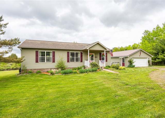 Property at 9295 Keuka Highland Dr, Wayne, NY 14840, 4 beds, 2 baths