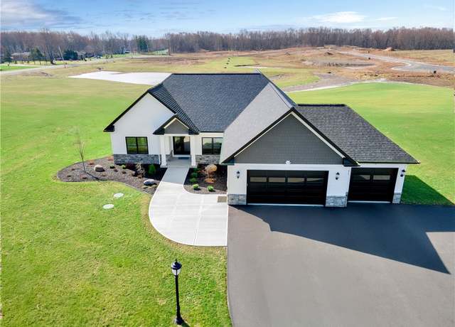 Property at 280 Whittier Rd, Ogden, NY 14559, 4 beds, 3.5 baths