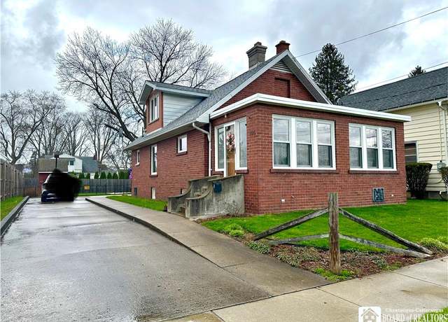 Property at 105 N 20th St, Olean-city, NY 14760, 4 beds, 1 bath