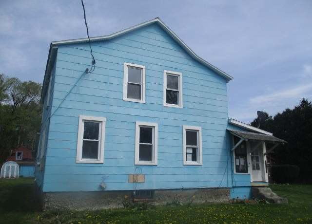 Property at 26 California Ave, Horseheads, NY 14903, 4 beds, 1 bath