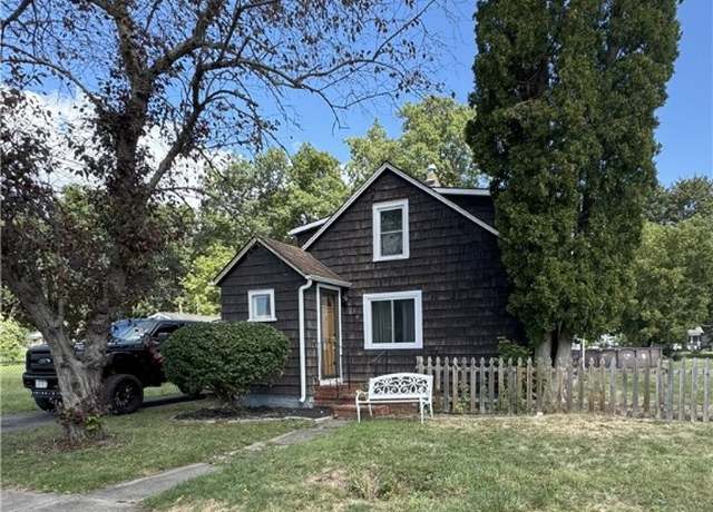 Property at 36 Clark St, Corning, NY 14870, 4 beds, 1 bath