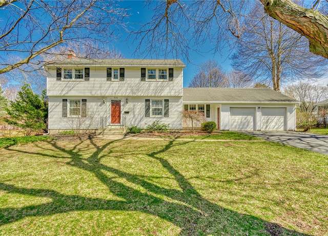 Property at 220 London Rd, Webster, NY 14580, 4 beds, 1.5 baths