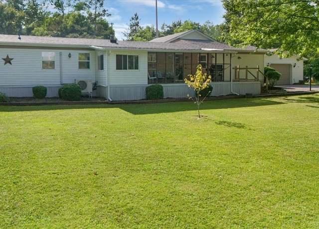 Property at 10396 Linwood Rd N, Pavilion, NY 14486, 4 beds, 2 baths