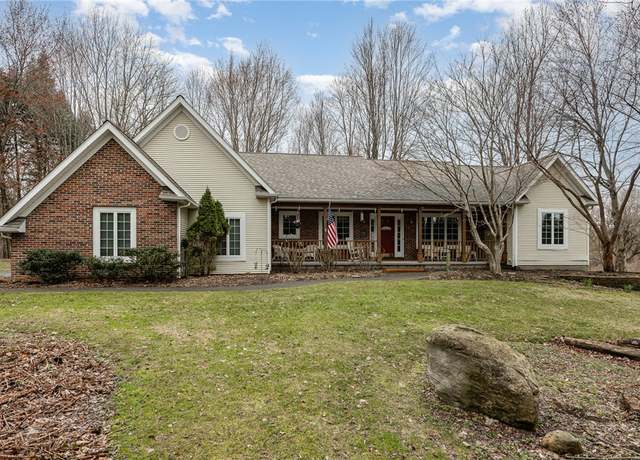 Property at 1530 Malone Rd, Victor, NY 14564, 4 beds, 2.5 baths