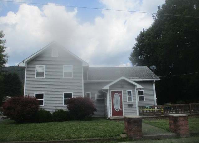 Property at 287 North St, Tioga, PA 16950, 3 beds, 2.5 baths