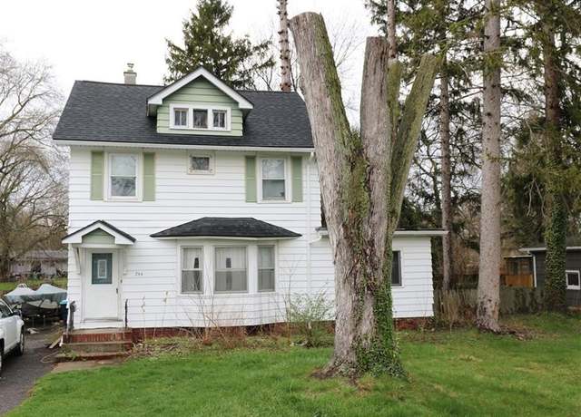 Property at 264 Alpine Rd, Greece, NY 14612, 3 beds, 1 bath