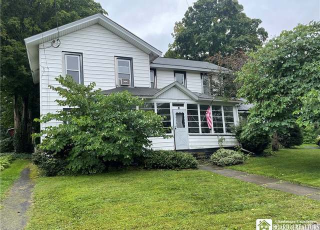 Property at 14 E Maple St N, Ellery, NY 14712, 4 beds, 3.5 baths