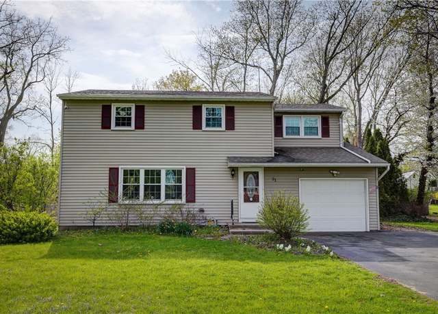 Property at 91 Underwood Ave, Parma, NY 14468, 5 beds, 1.5 baths