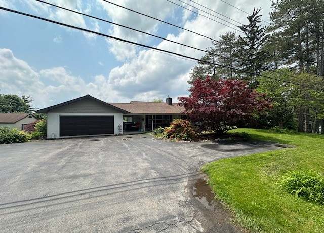 Property at 5799 East Lake Rd, Owasco, NY 13021, 3 beds, 3 baths