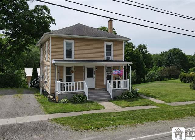 Property at 34 Center St, Hanover, NY 14062, 4 beds, 2 baths