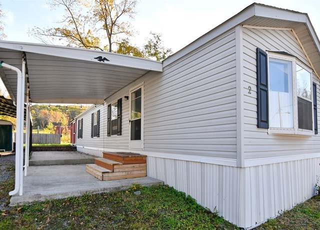 Property at 4425 E Lake Road #2, Livonia, NY 14487, 2 beds, 1 bath