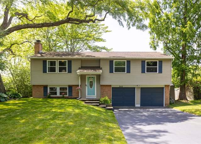 Property at 545 Pittsford-henrietta Town Line Rd, Henrietta, NY 14467, 3 beds, 2 baths