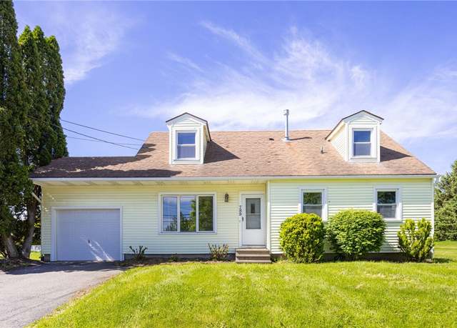 Property at 788 Lehigh Station Rd, Henrietta, NY 14586, 5 beds, 2 baths
