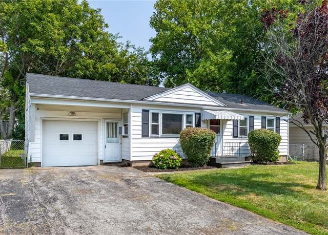 Property at 138 Clark Ave, Irondequoit, NY 14609, 3 beds, 1 bath