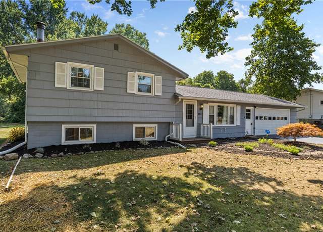 Property at 202 Whittier Rd, Ogden, NY 14624, 3 beds, 1.5 baths