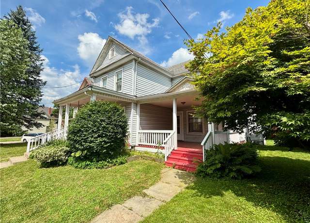 Property at 511 Pennsylvania Ave, Elmira City, NY 14904, 6 beds, 2.5 baths