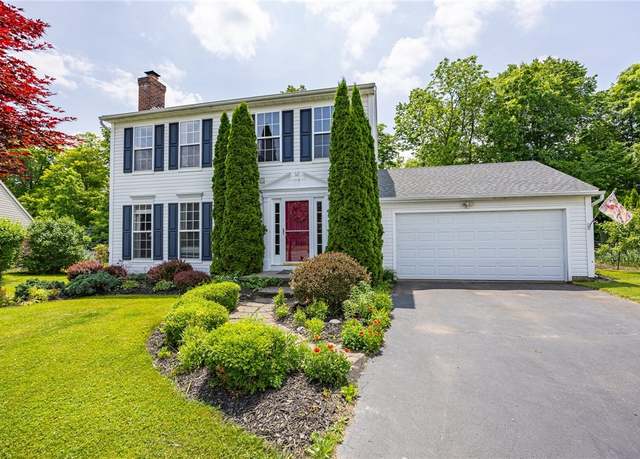 Property at 3214 Blue Spruce Dr, Macedon, NY 14502, 3 beds, 2.5 baths