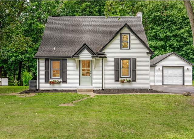 Property at 166 Whitney Rd, Perinton, NY 14526, 2 beds, 2.5 baths
