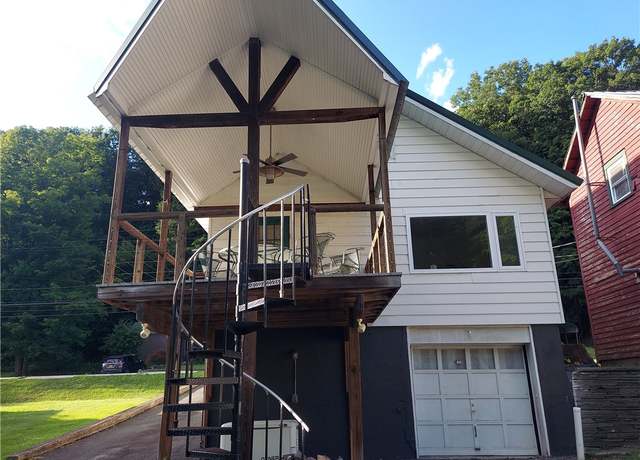 Property at 460 E Front St, Hancock, NY 13783, 3 beds, 1.5 baths