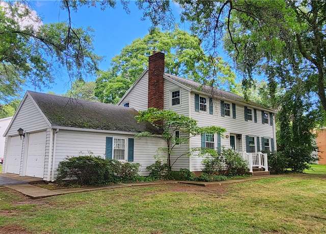 Property at 80 Bay Knoll Rd, Irondequoit, NY 14622, 4 beds, 1.5 baths