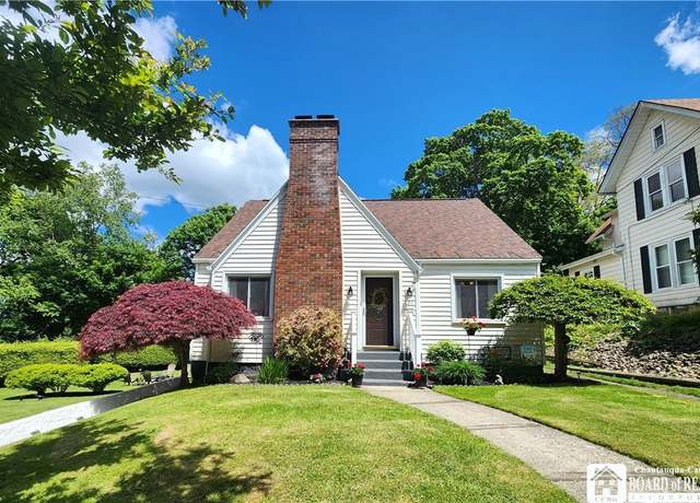 Property at 131 Catlin Ave, Jamestown, NY 14701, 3 beds, 2 baths