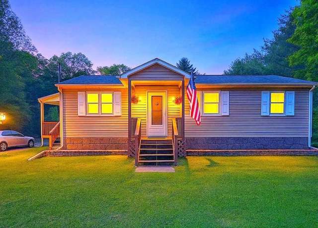 Property at 1305 Wyncoop Creek Rd, Chemung, NY 14825, 3 beds, 1.5 baths