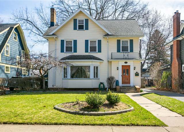 Property at 141 Chestnut Hill Dr, Irondequoit, NY 14617, 3 beds, 1.5 baths