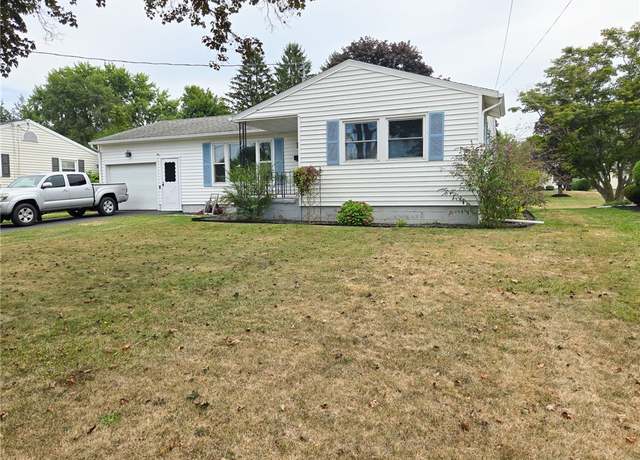 Property at 112 Grove St Ext, Auburn, NY 13021, 3 beds, 2 baths