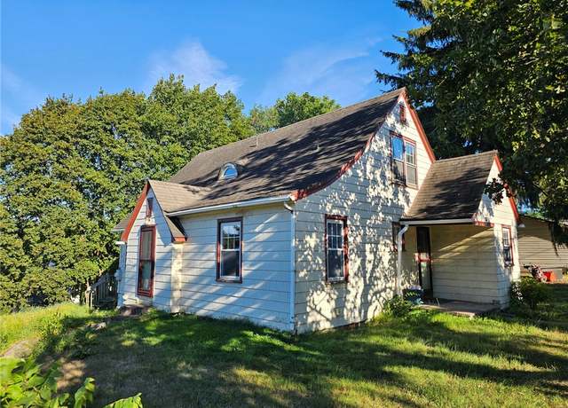 Property at 228 Robinwood Ave, Horseheads, NY 14903, 3 beds, 2 baths