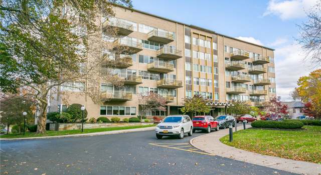 Photo of 1400 East Ave Unit UN609, Rochester, NY 14610