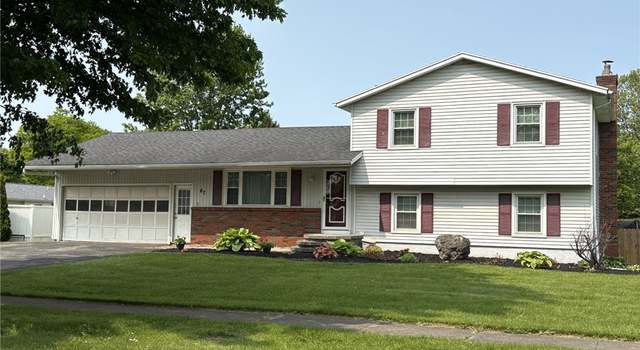 Photo of 67 Riviera Dr, Gates, NY 14624