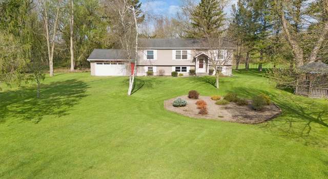 Photo of 5745 Eddy Ridge Rd, Williamson, NY 14589