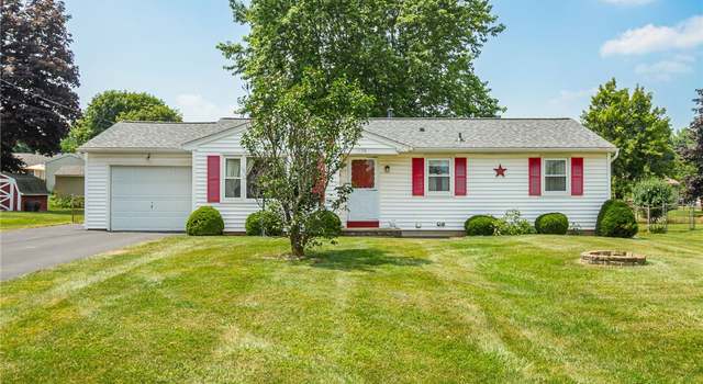 Photo of 1176 Hook Rd, Farmington, NY 14425