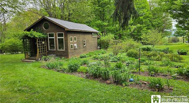 Photo of 806 Weaver Rd, Cherry Creek, NY 14723