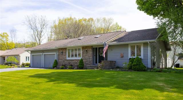 Photo of 53 Parkside Ln, Greece, NY 14612