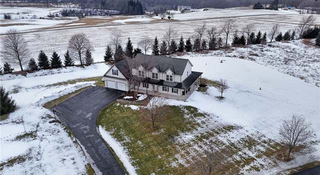 Photo of 1914 Cordon Bleu Dr, West Bloomfield, NY 14475