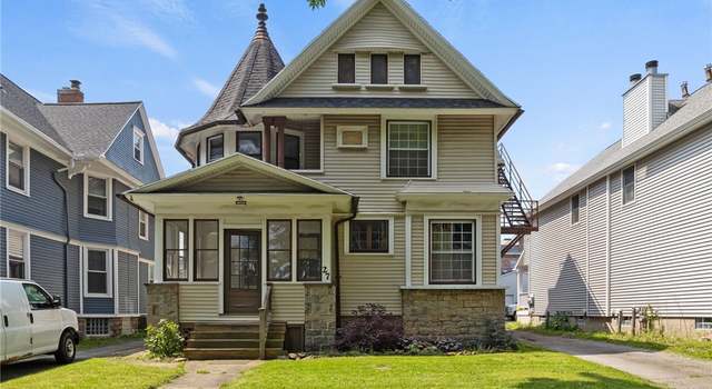 Photo of 27 Birch Cres, Rochester, NY 14607
