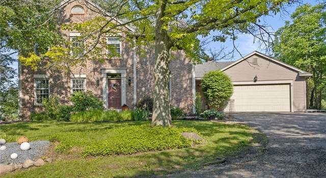Photo of 14 Locke Dr, Pittsford, NY 14534