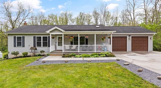 Photo of 3760 N Creek Rd, Palmyra, NY 14522