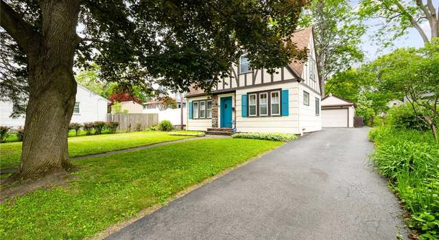 Photo of 25 Kiniry Dr, Irondequoit, NY 14609