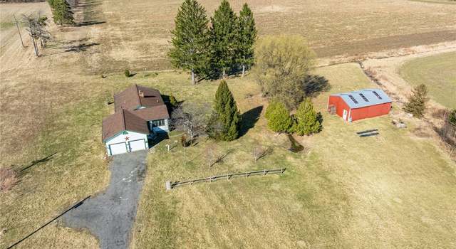 Photo of 4490 Shortsville Rd, Farmington, NY 14548