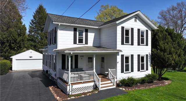 Photo of 7770 Hamilton St, Williamson, NY 14589