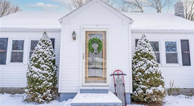 Photo of 93 Canandaigua St, Manchester, NY 14537