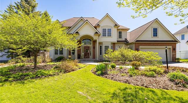 Photo of 185 Barclay Square Dr, Brighton, NY 14618