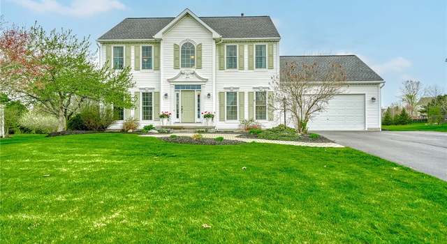 Photo of 197 Millford Xing, Penfield, NY 14526