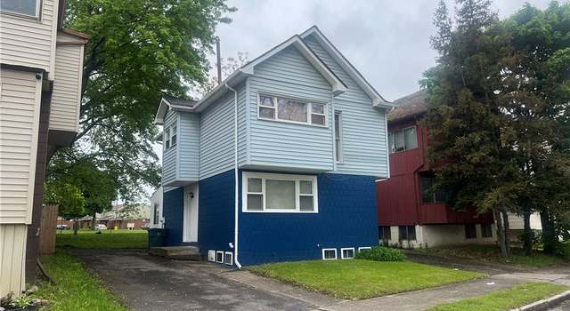 Photo of 9 Quamina Dr, Rochester, NY 14605