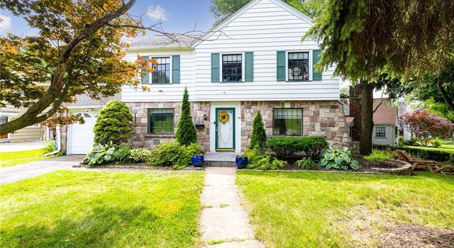 Photo of 361 Highland Ave, Rochester, NY 14620