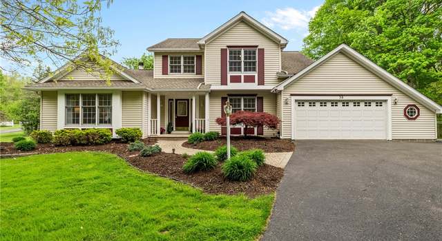 Photo of 38 Knollwood Dr, Ogden, NY 14428