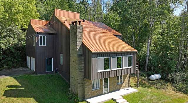 Photo of 560 Steege Hill Rd, Big Flats, NY 14830