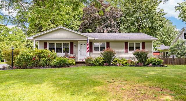Photo of 48 Idlewood Dr, Brockport, NY 14420